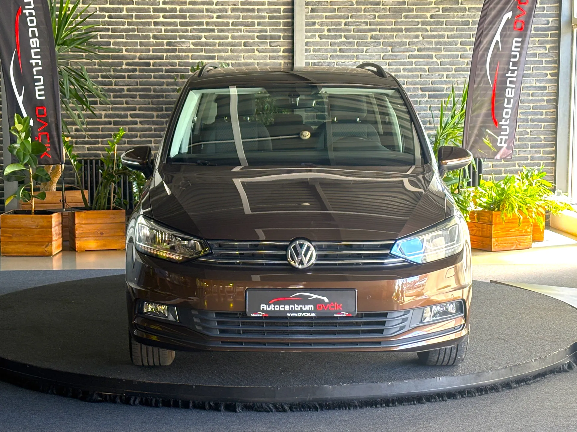 Volkswagen Touran 1.4 TSI 110 KW DSG Comfortline 7 MIESTNE