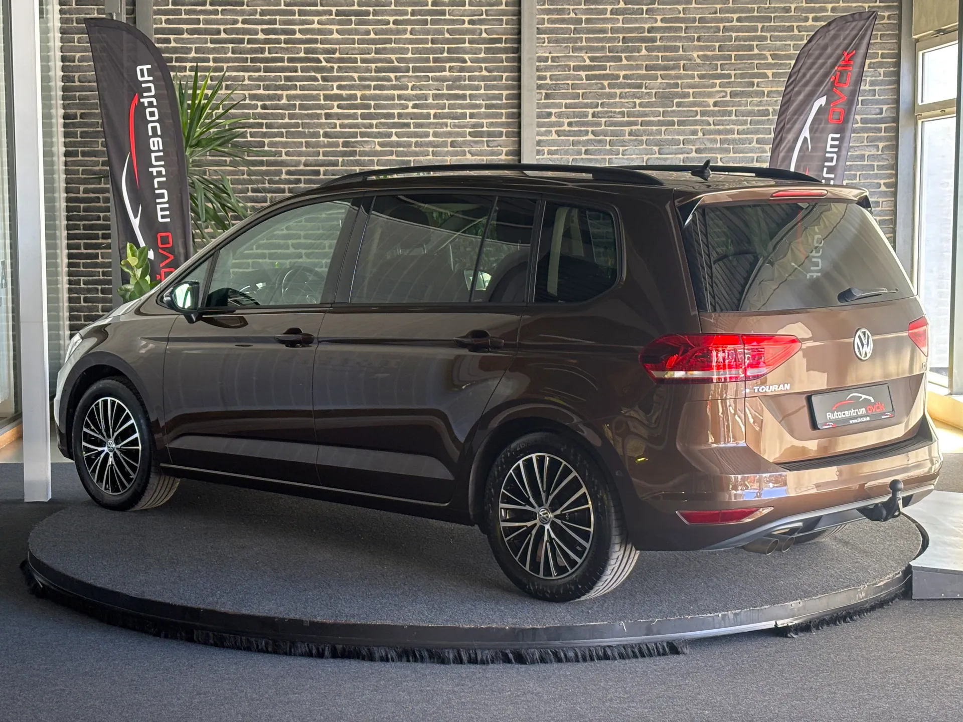 Volkswagen Touran 1.4 TSI 110 KW DSG Comfortline 7 MIESTNE