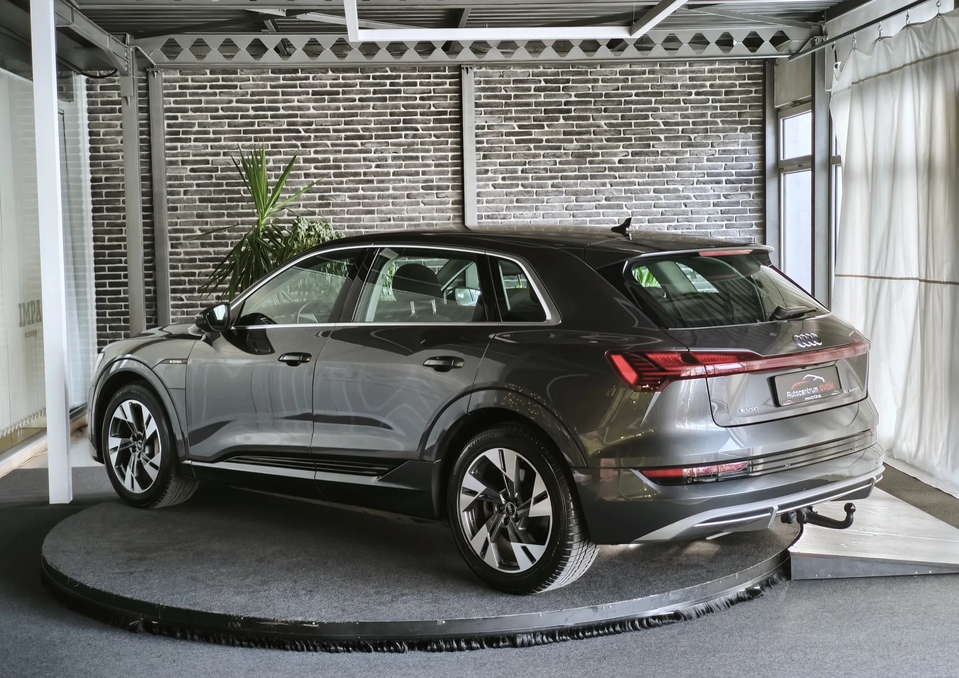 Audi E-tron 50 quattro S line