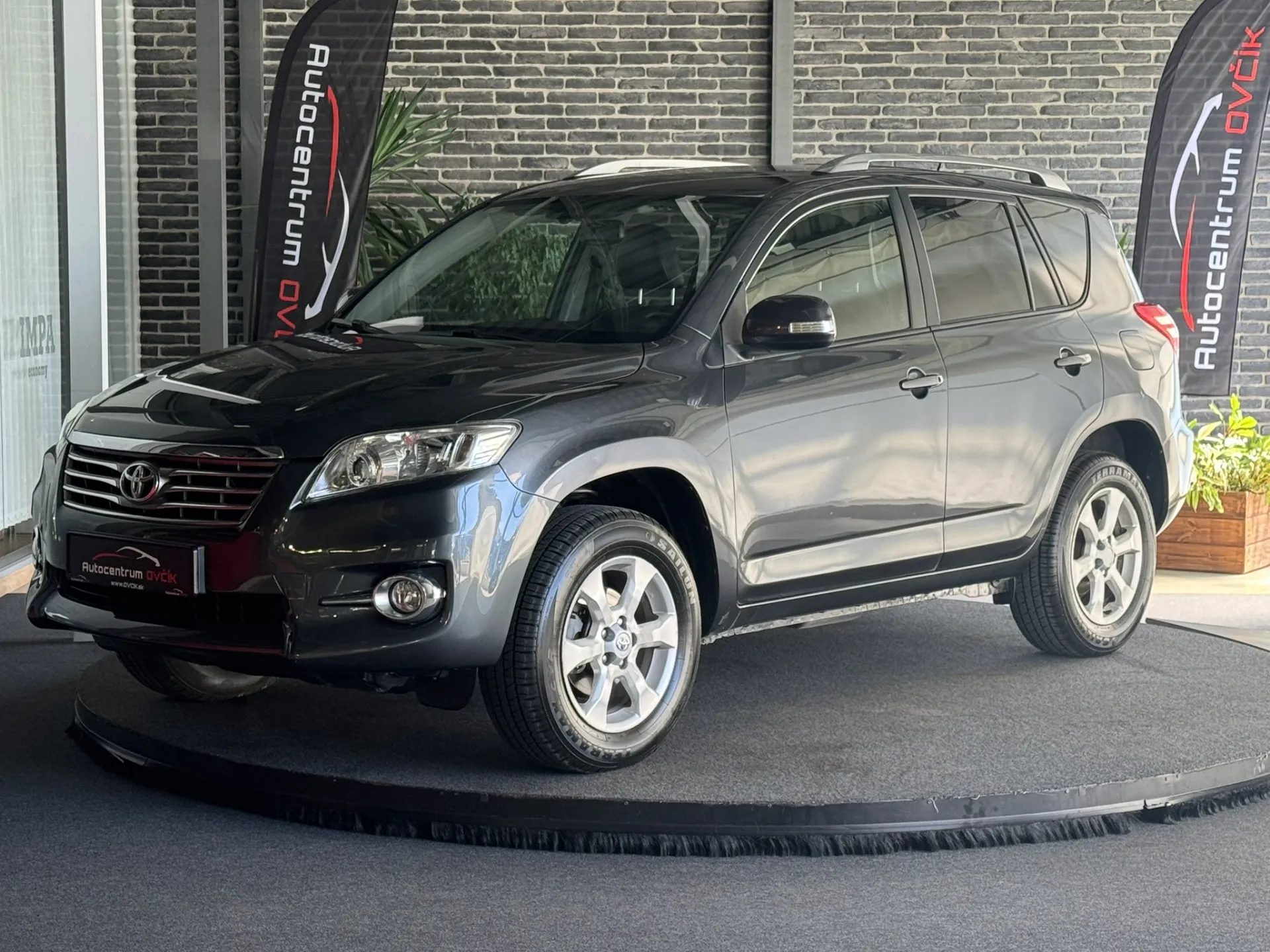 Toyota RAV4 2.2l D-4D 150 Executive, 110kW, M6, 5d.