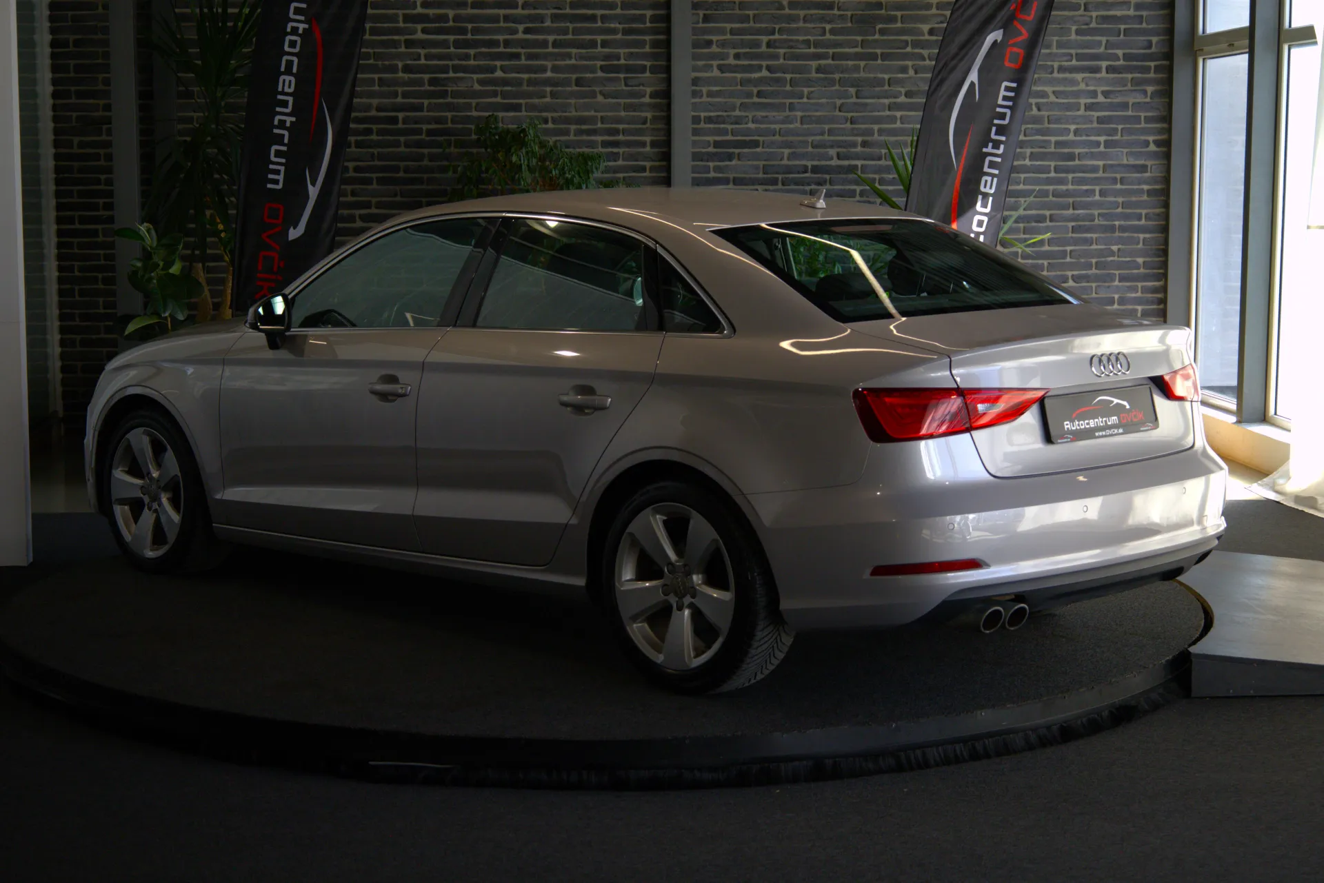 Audi A3 Sedan 1.4 TFSI 103 KW S tronic A7