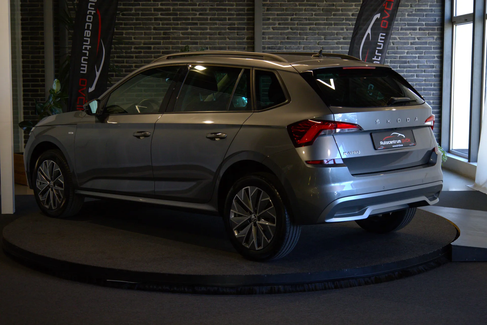 Škoda Kamiq 1.0 TSI TOUR, 70 kW, M5