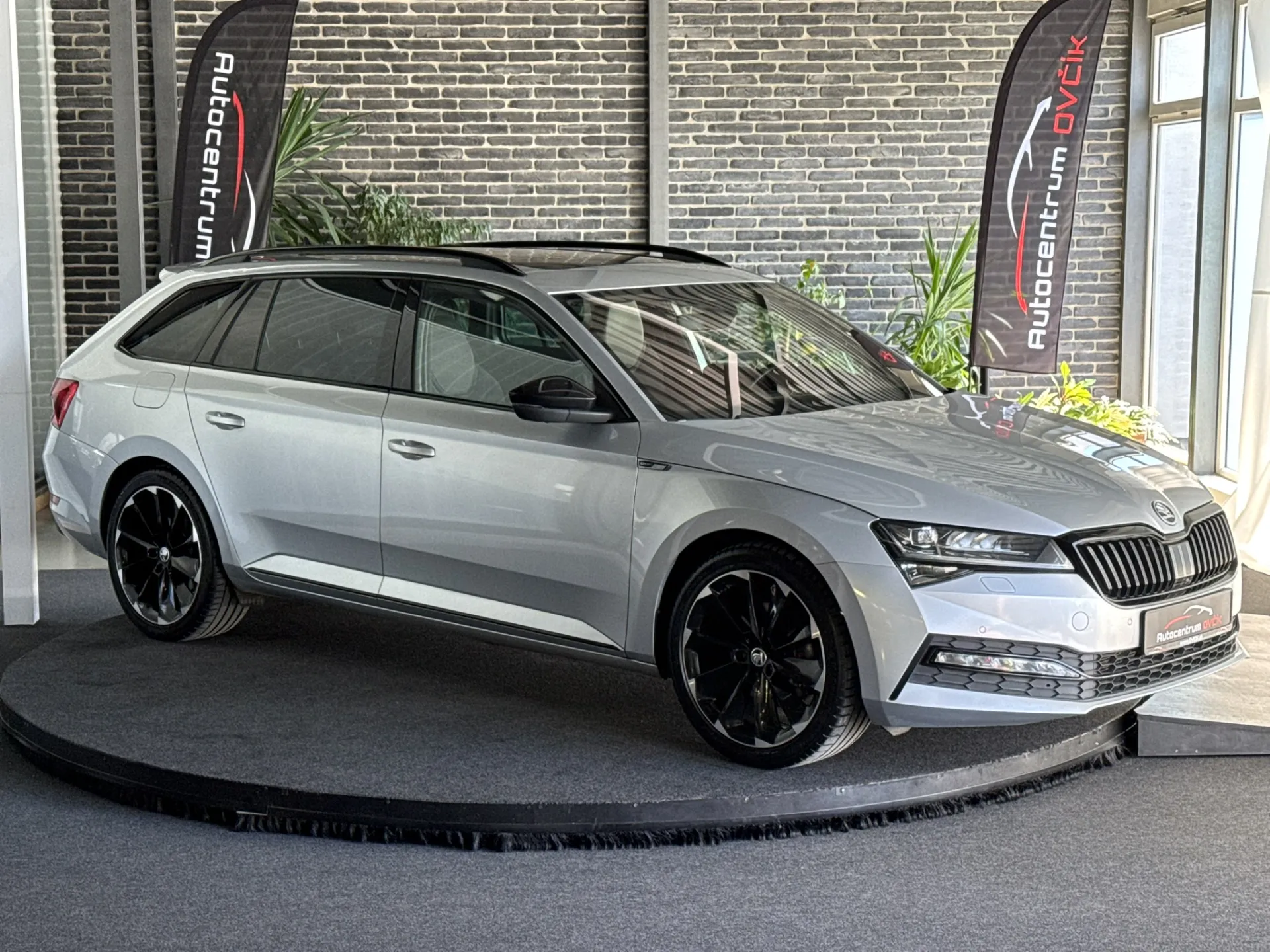 Škoda Superb Combi 2.0 TDI SCR Sportline 4x4 DSG