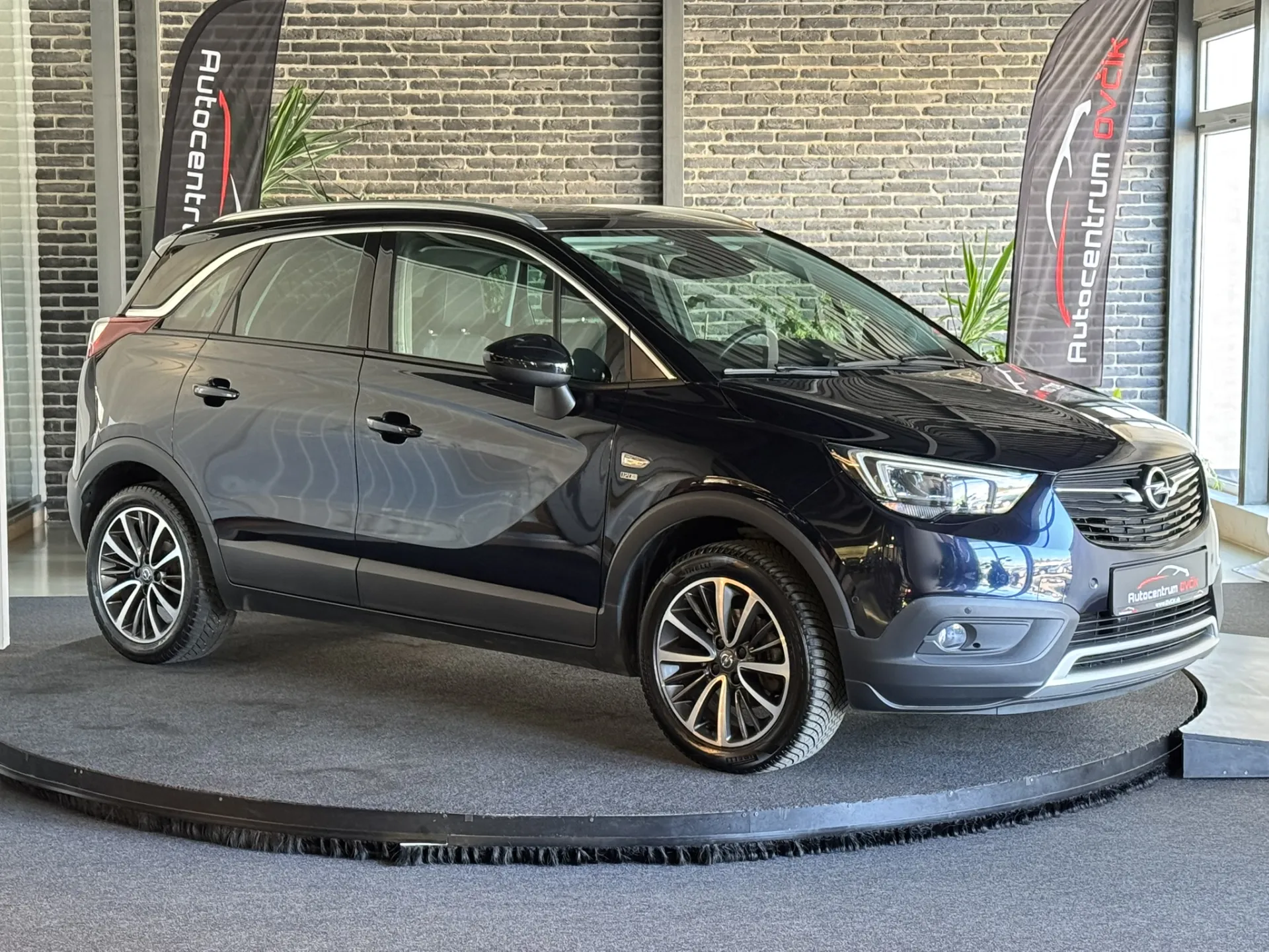 Opel Crossland X 1.2 TURBO Design 120 Ans 130k , 96kW