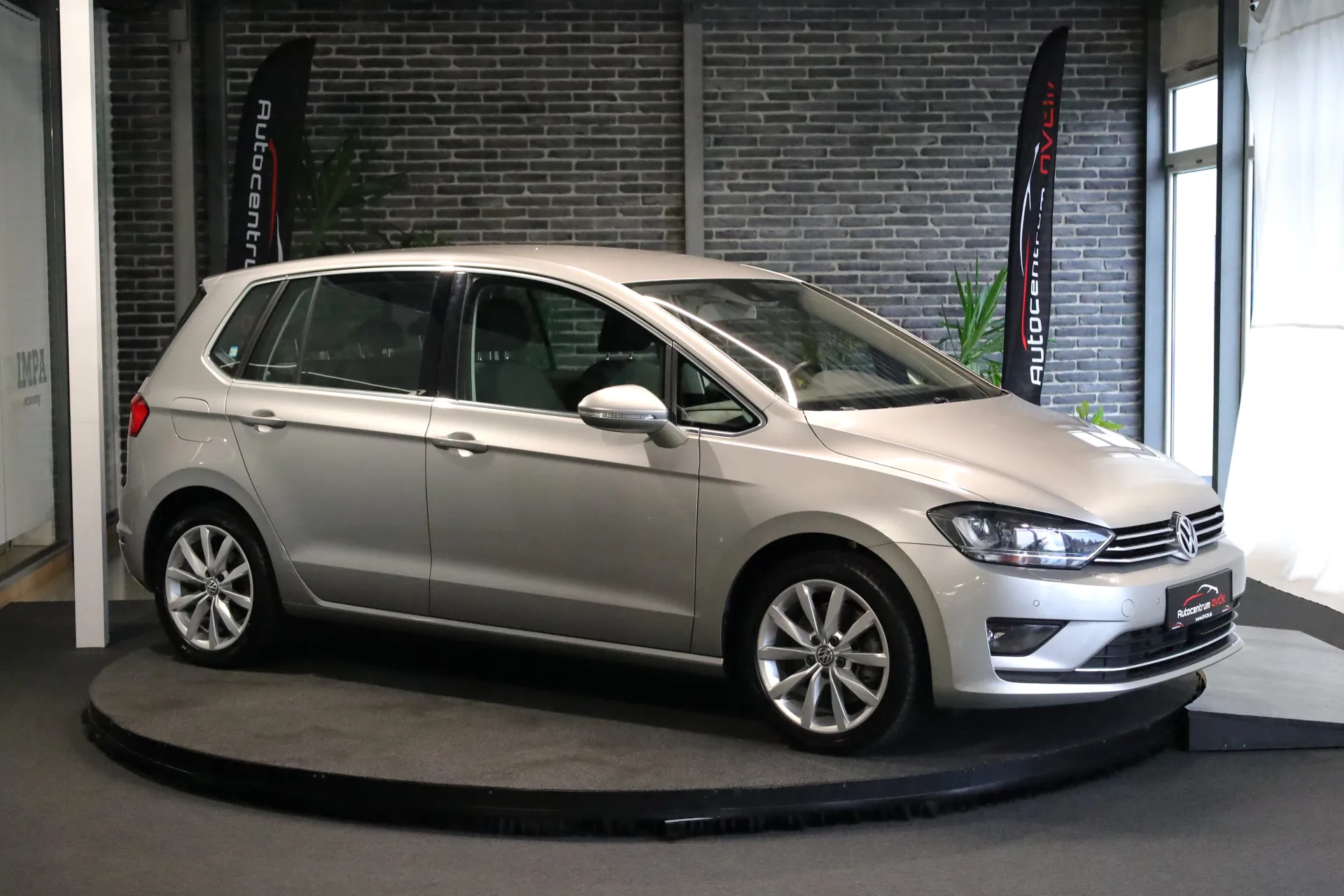 Volkswagen Volkswagen Golf Sportsvan 1.4 TSI BMT 150k Highline DSG